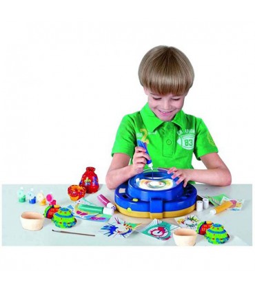 چرخ سفالگری و نقاشی