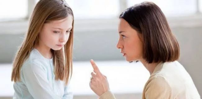 family rules 1 وضع قوانین خانوادگی برای کودک