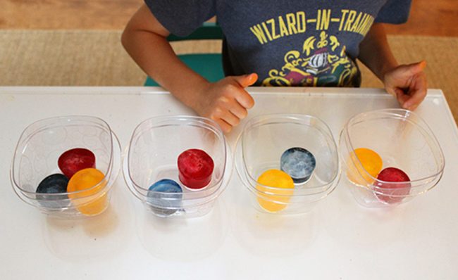 ice-paint-for-kids نقاشی کودکان با یخ