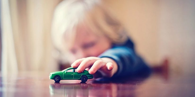 فرزندم به تنهایی بازی نمی کنه