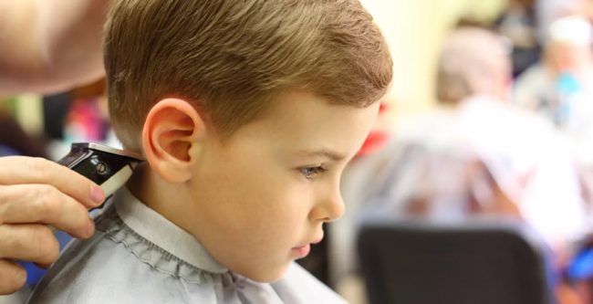 kids-barber-shop ترسیدن کودک از سلمانی