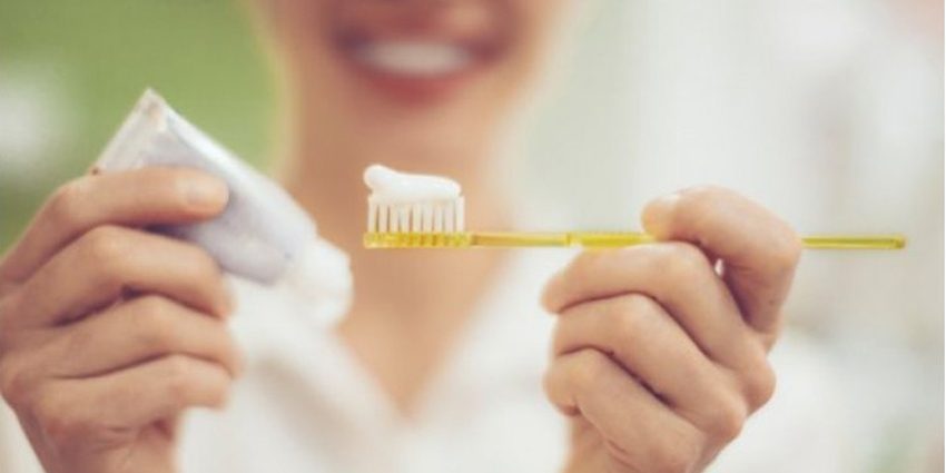 kids-tooth-brush مسواک مناسب برای کودکان