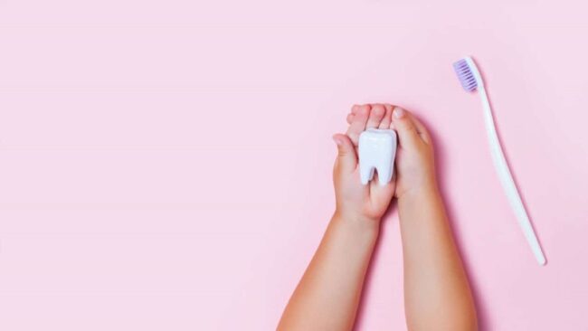 Baby teeth 1 دندان شیری کودک